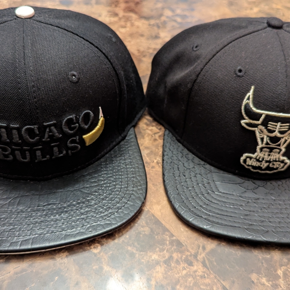 Mitchell & Ness Bulls Black Snapback Hat